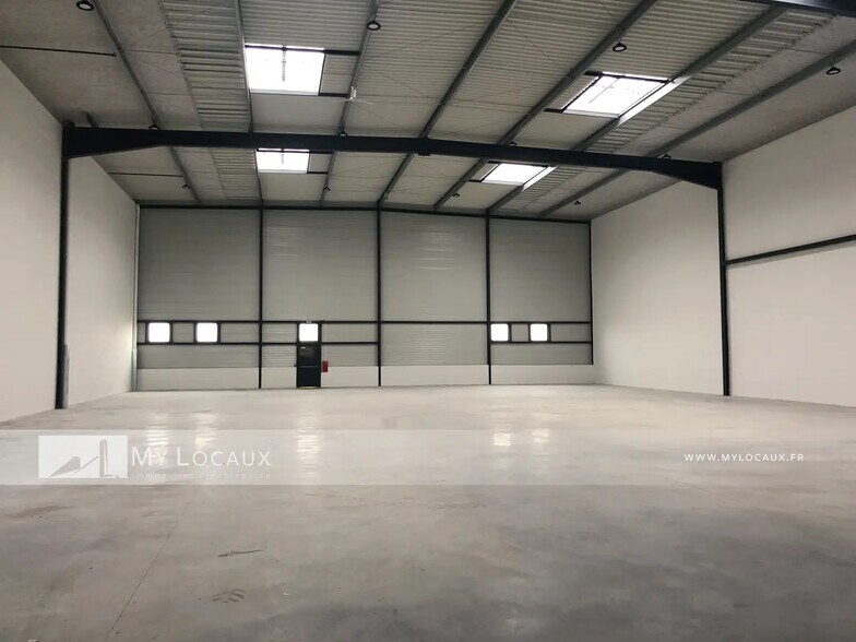 Industrial in Argenteuil for lease - Building Photo - Image 3 of 7