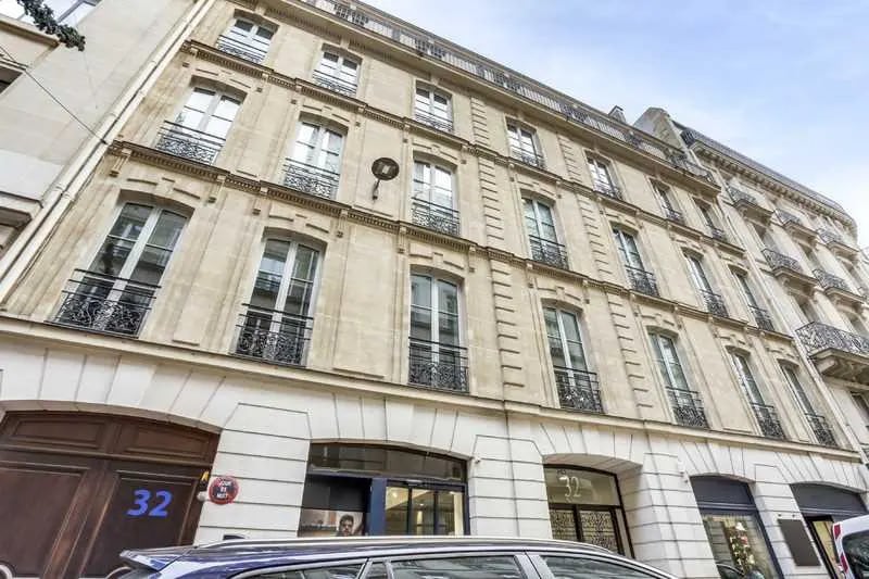 Office in Paris for lease Building Photo- Image 1 of 11