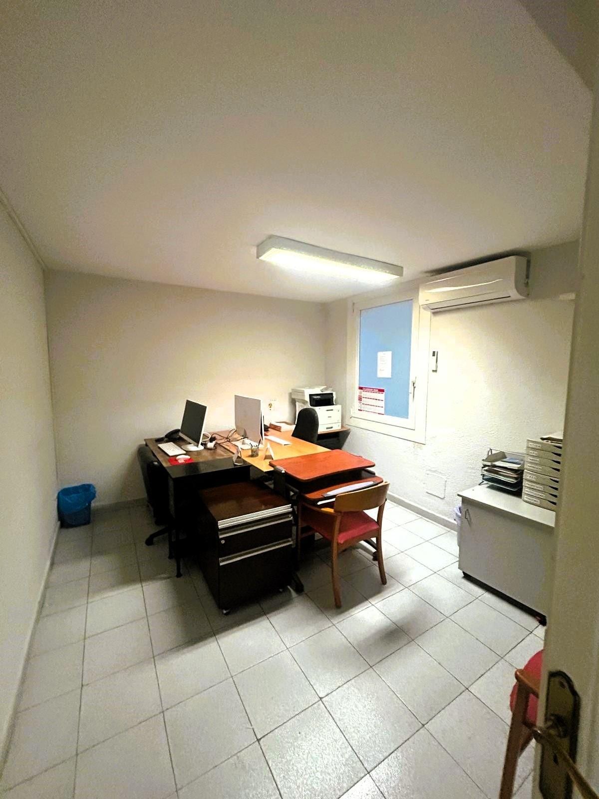 Office in Barcelona, Barcelona for lease Interior Photo- Image 1 of 19