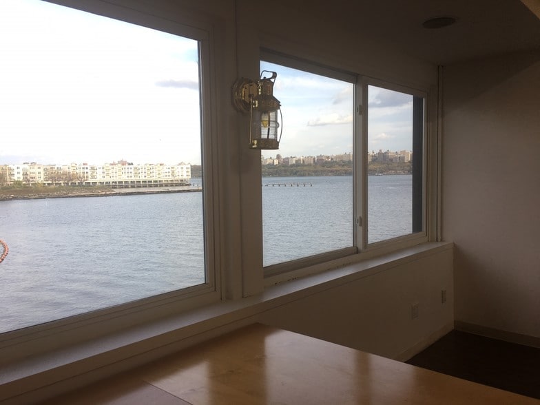 115 River Rd, Edgewater, NJ for sale - Building Photo - Image 1 of 1