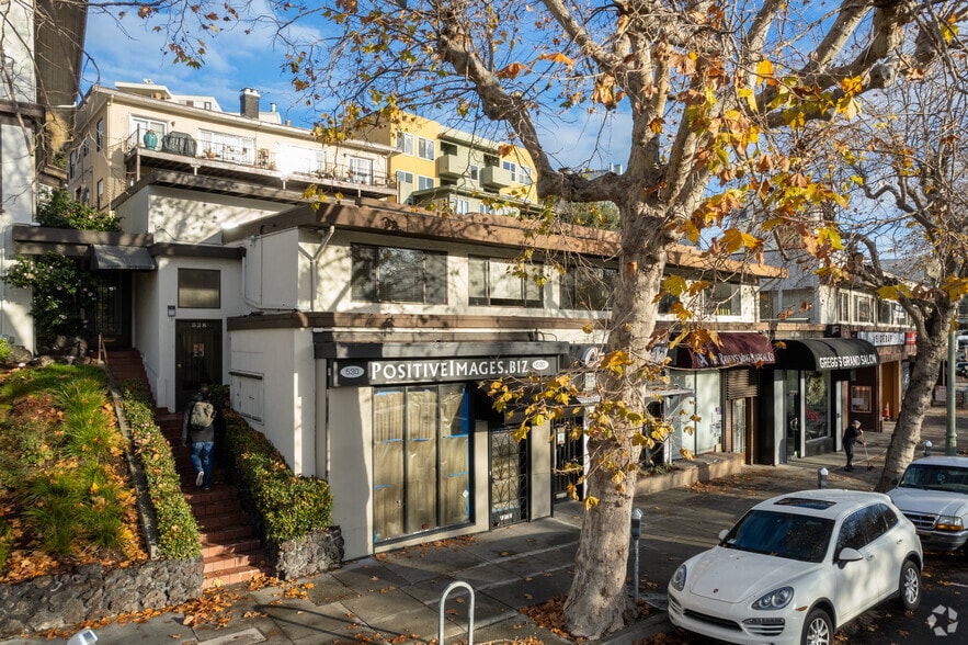 528 Grand Ave, Oakland, CA for lease - Primary Photo - Image 1 of 7
