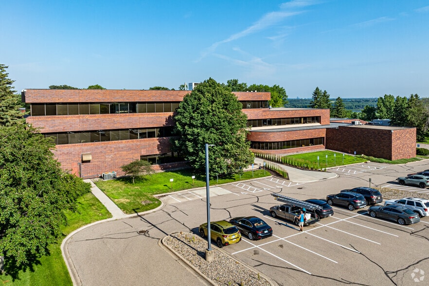 12000 Portland Ave S, Burnsville, MN for lease - Primary Photo - Image 1 of 8