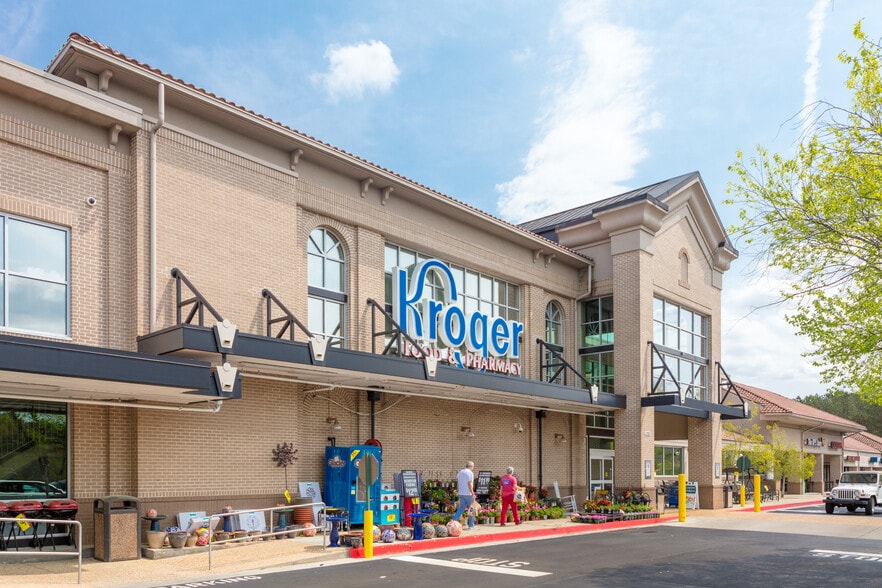 3162 Johnson Ferry Rd, Marietta, GA for lease - Building Photo - Image 1 of 7