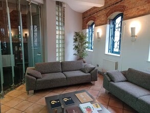 22 Russell St, Windsor for lease Interior Photo- Image 2 of 2