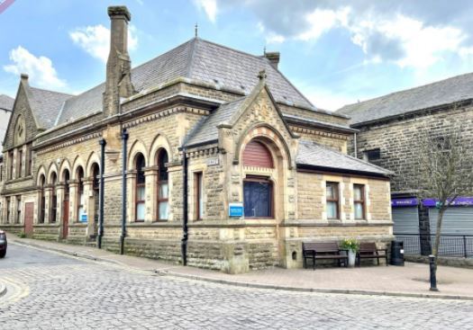 16 Deardengate, Haslingden for sale Primary Photo- Image 1 of 6