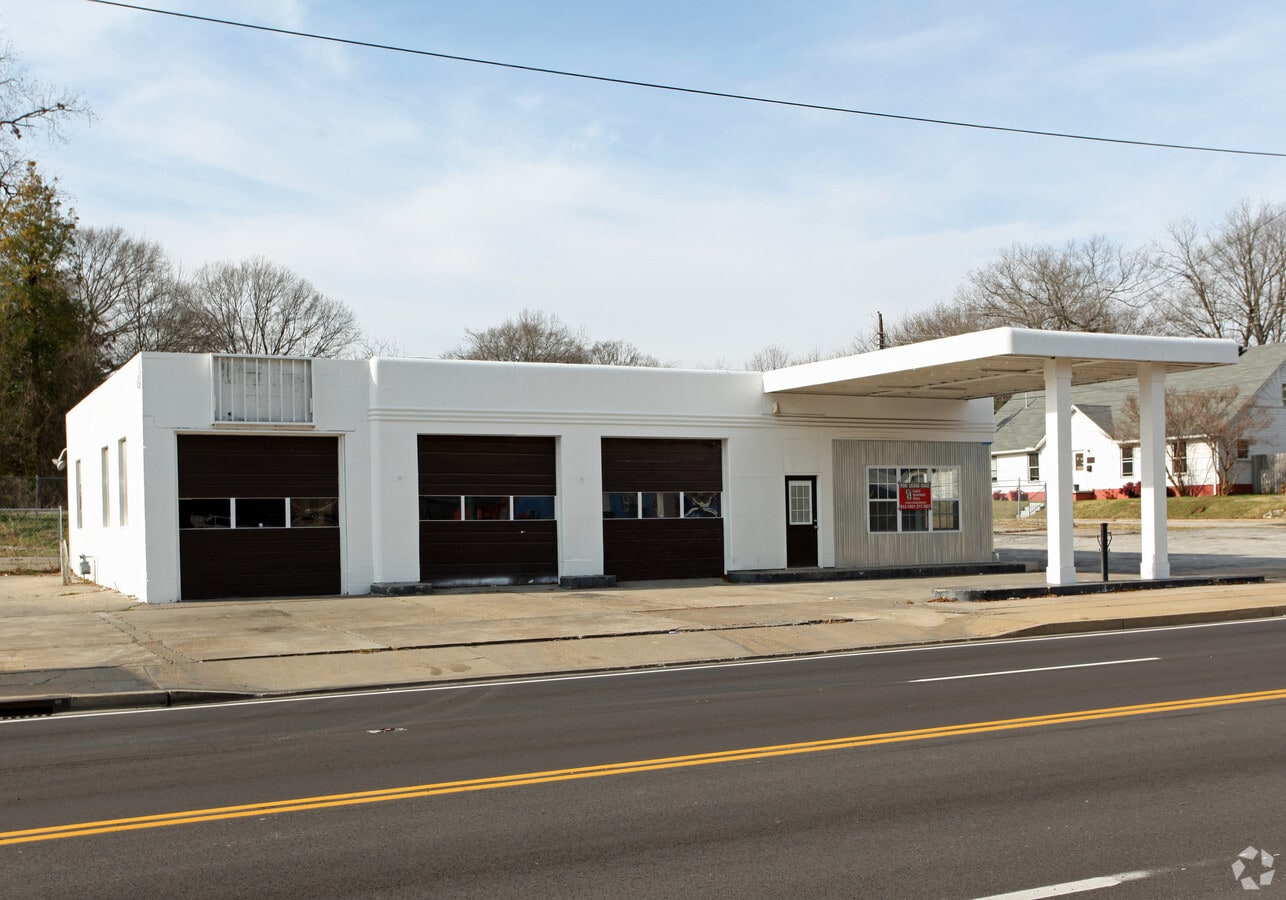 319 N Highland Ave, Jackson, TN 38301