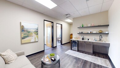 Hwy 29, Georgetown, TX for lease Interior Photo- Image 2 of 5