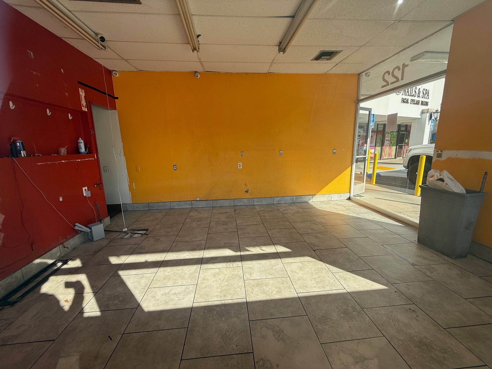 108-122 N Tustin Ave, Anaheim, CA for lease Interior Photo- Image 1 of 8