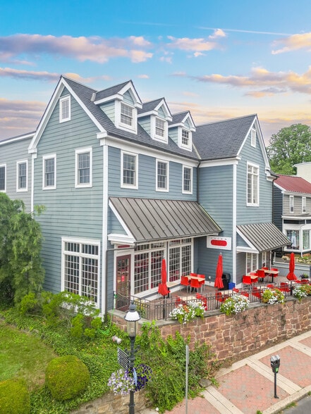 78 S Main St, Doylestown, PA for lease - Primary Photo - Image 1 of 16