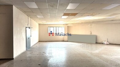 Office in Cornellà de Llobregat, Barcelona for lease Interior Photo- Image 2 of 3