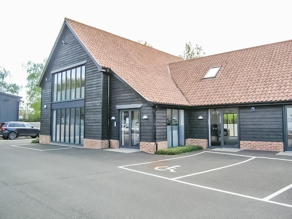 Crown Ln S, Ardleigh for lease Building Photo- Image 1 of 5