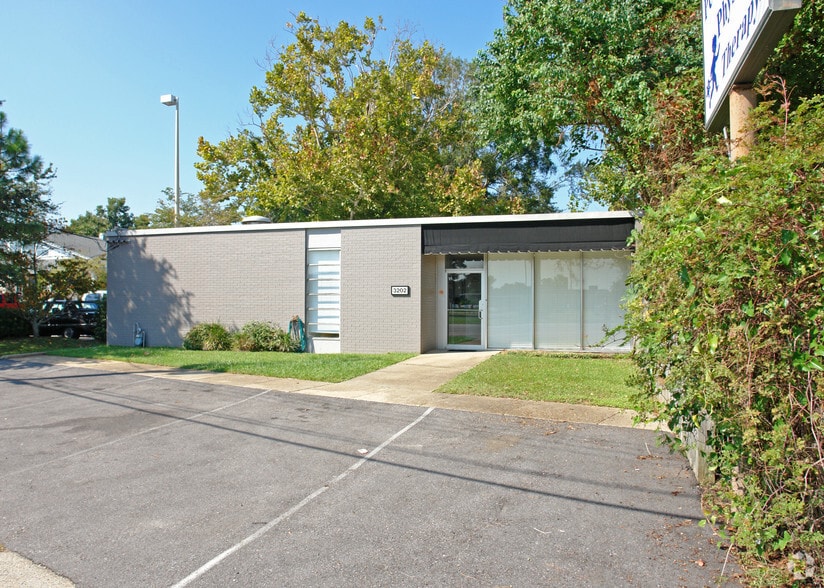 3202 Old Shell Rd, Mobile, AL for lease - Building Photo - Image 2 of 6