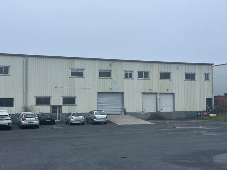 Flex in Ormes for lease - Building Photo - Image 1 of 1