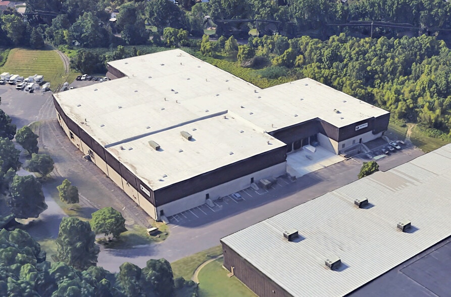 600 Glen Ct, Moorestown, NJ for lease - Building Photo - Image 3 of 7