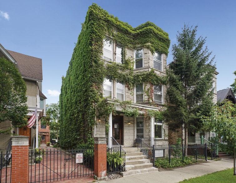 3135 N Clifton Ave, Chicago, IL for sale - Building Photo - Image 1 of 23