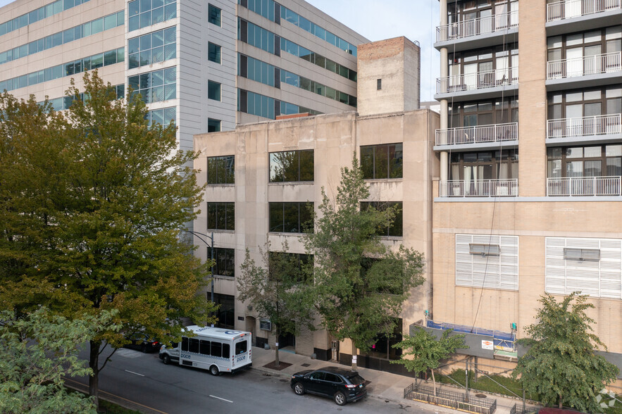 1911-1921 S Indiana Ave, Chicago, IL for sale - Primary Photo - Image 1 of 1