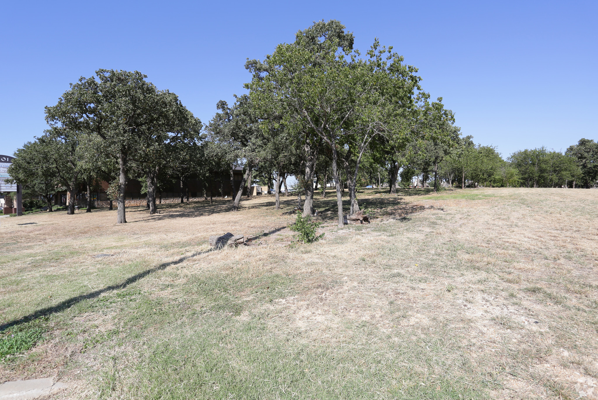 3951 Airport Fwy, Bedford, TX for sale Building Photo- Image 1 of 3