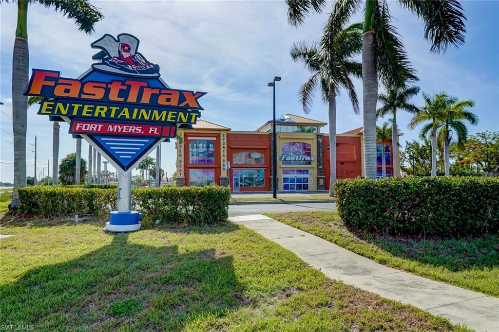 17455 Summerlin Rd, Fort Myers, FL for sale Primary Photo- Image 1 of 2