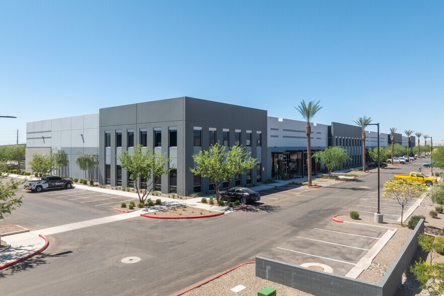 8953 E Starfire Ave, Mesa, AZ for lease - Primary Photo - Image 1 of 53