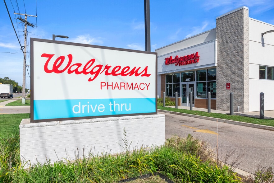 4157 Red Arrow Hwy, Stevensville, MI for sale - Building Photo - Image 3 of 7