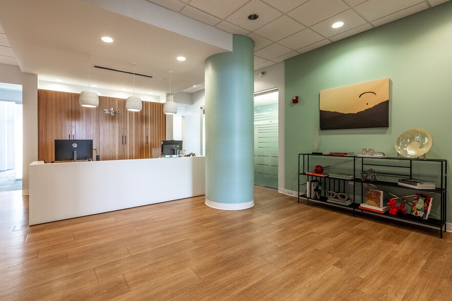 5550 Wild Rose Ln, West Des Moines, IA for lease - Matterport 3D Scan - Image 2 of 41