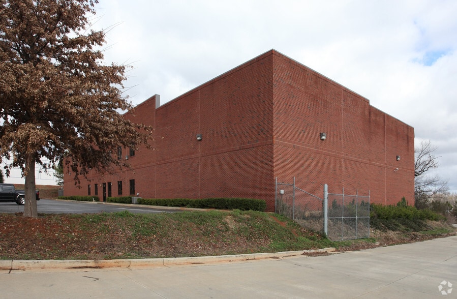 2020 Grassland Pky, Alpharetta, GA for lease - Building Photo - Image 2 of 5