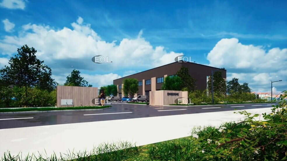 Flex in Nangis for sale - Building Photo - Image 1 of 2