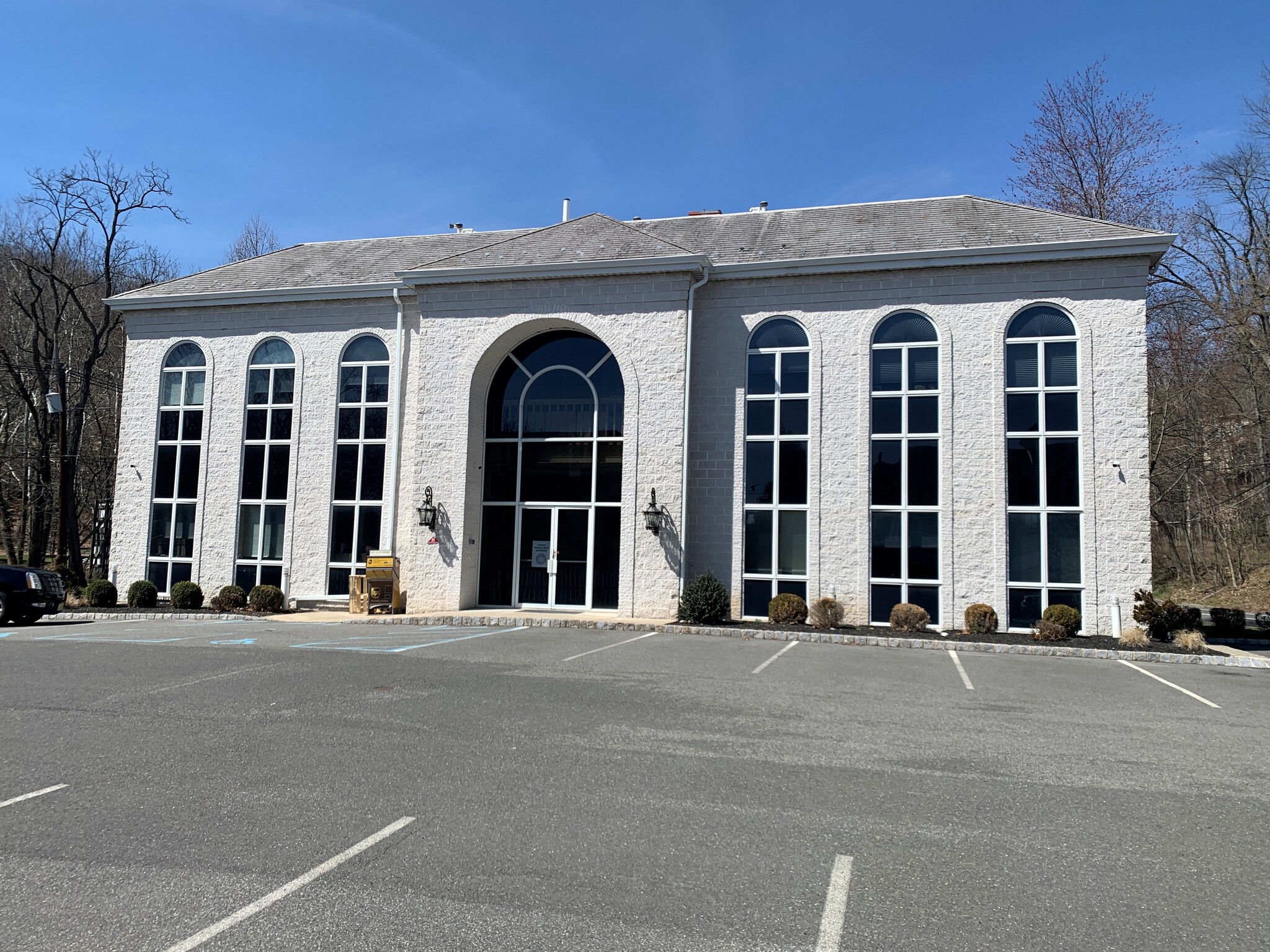 501 Watchung Ave, Watchung, NJ for lease Building Photo- Image 1 of 7