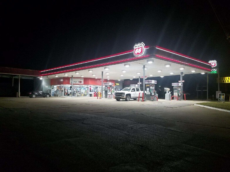 908 N Greer Blvd, Pittsburg, TX for sale - Primary Photo - Image 1 of 1