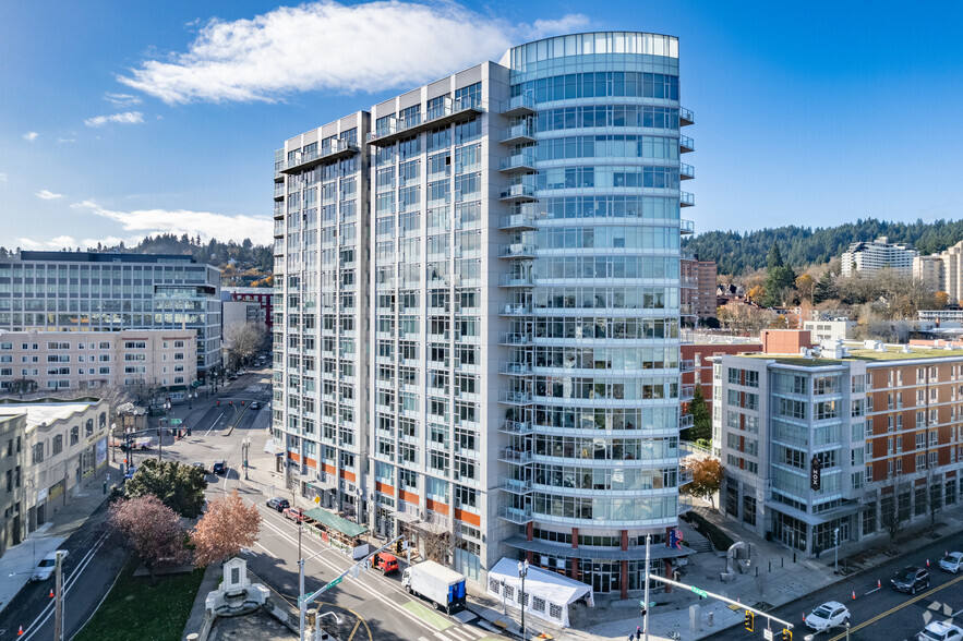 1926 W Burnside, Portland, OR for lease - Primary Photo - Image 1 of 17