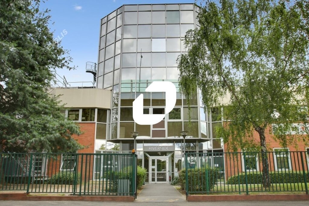 Vente Bureaux 2 306 m² - Photo 1