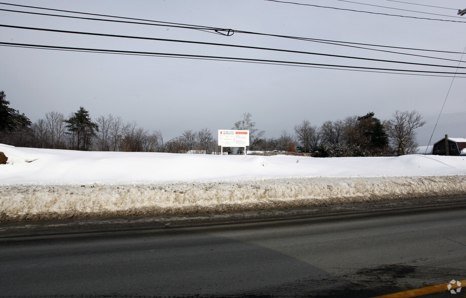 1970 Lisbon St, Lewiston, ME for sale - Primary Photo - Image 1 of 1