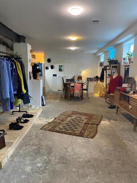 1662-1664 Columbia Rd NW, Washington, DC for lease - Interior Photo - Image 3 of 8