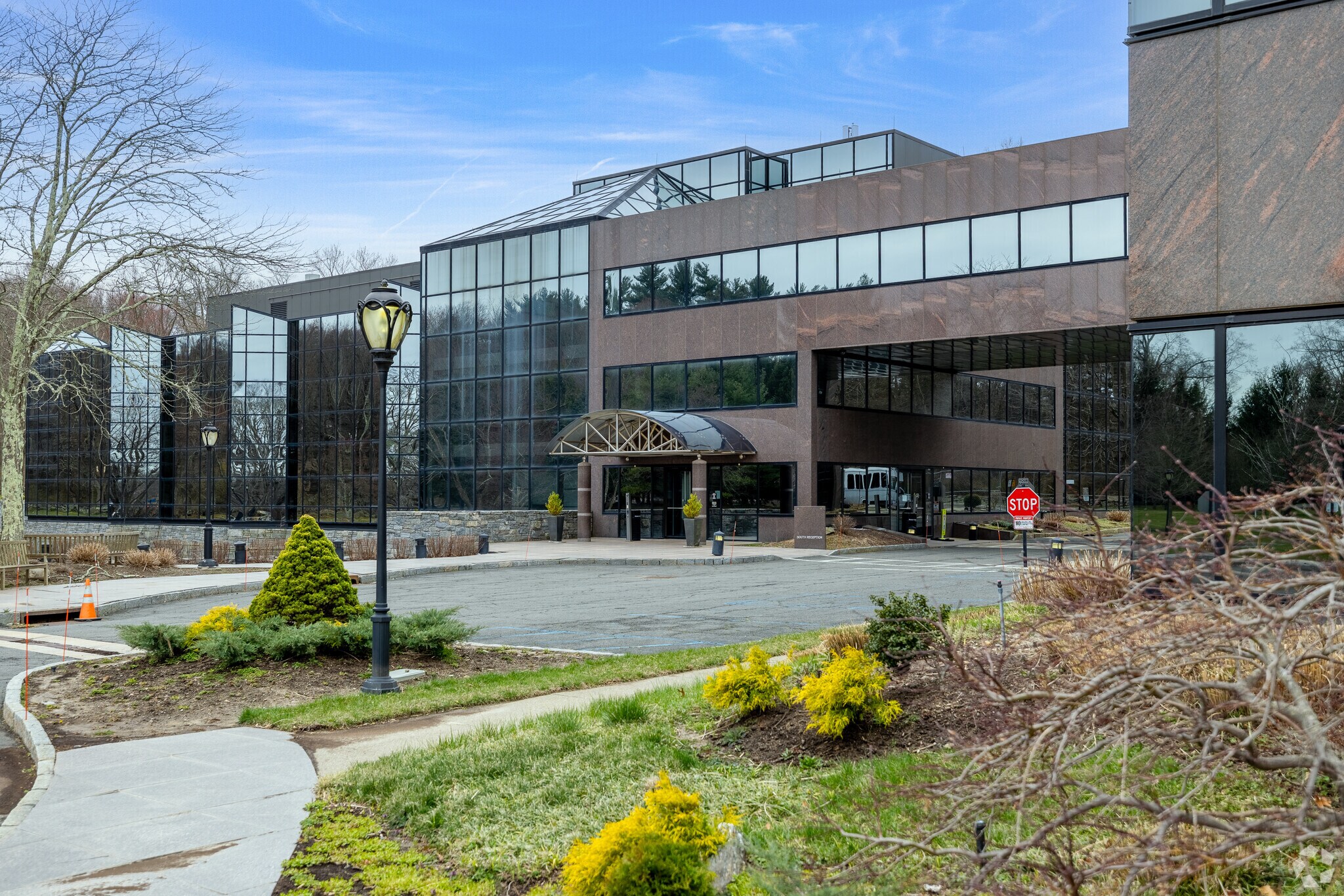 113 King St, Armonk, NY for sale Primary Photo- Image 1 of 1