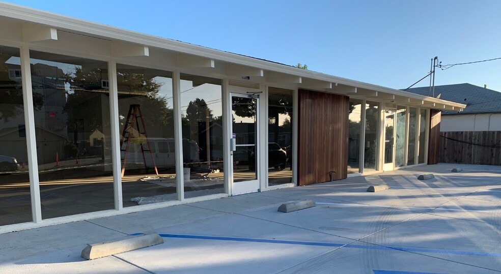 2200 Lafayette St, Santa Clara, CA for lease - Building Photo - Image 2 of 7