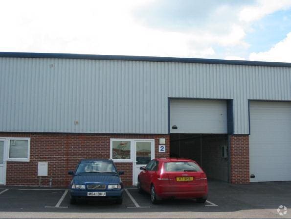 Kingdom Ave, Westbury for sale Primary Photo- Image 1 of 1