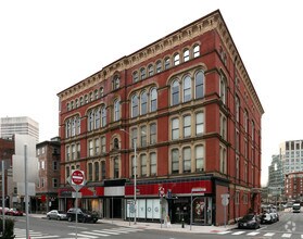 Providence BRICK DRIVE BDI-1 HH\"極\" Peerless Lofts | DBVW Architects