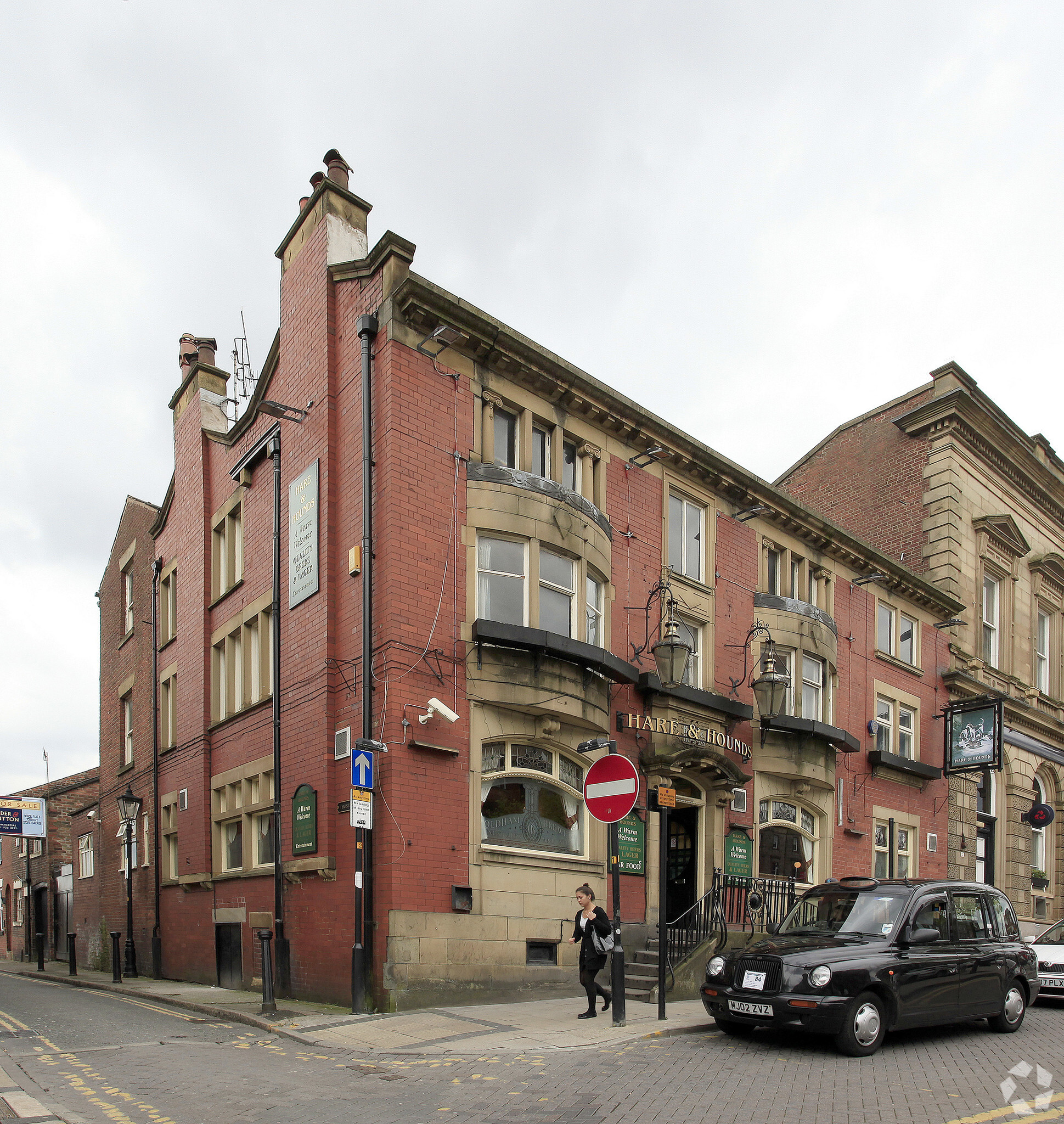 16 Yorkshire St, Oldham for sale Primary Photo- Image 1 of 1