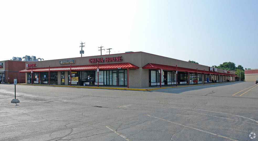 4011 Durand Ave, Racine, WI for lease - Primary Photo - Image 1 of 9