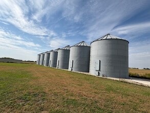 16 County Road 16 SE, Rochester, MN for lease Interior Photo- Image 1 of 1