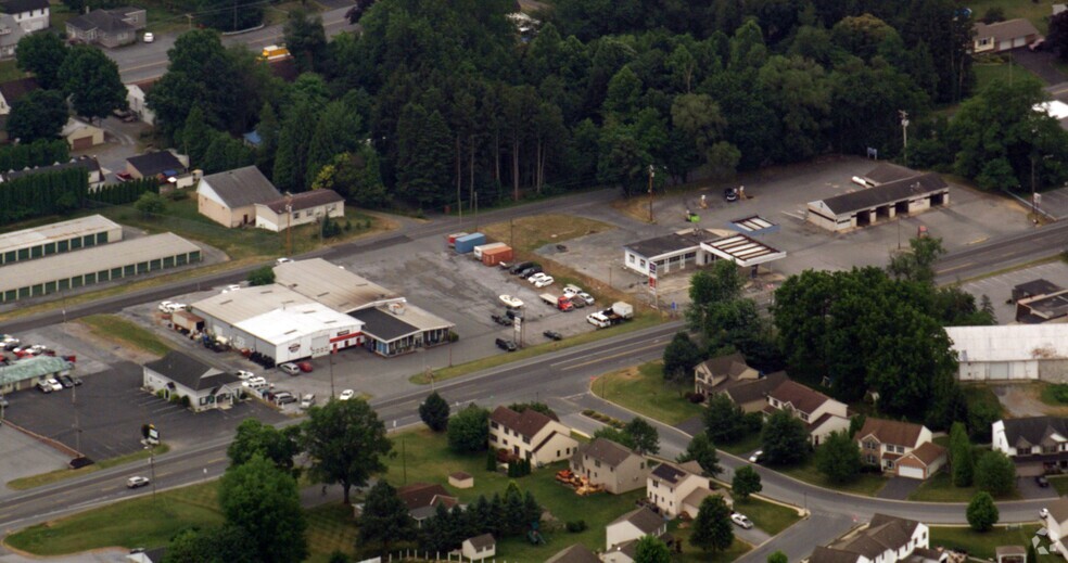 428 West Lincoln Ave, Myerstown, PA for lease - Aerial - Image 3 of 3