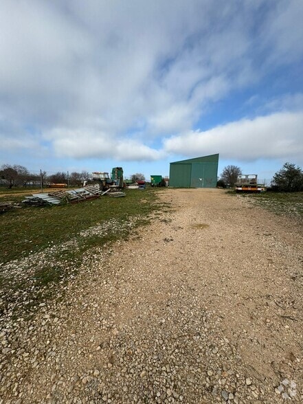 Land in Santorcaz, Madrid for sale - Building Photo - Image 3 of 10