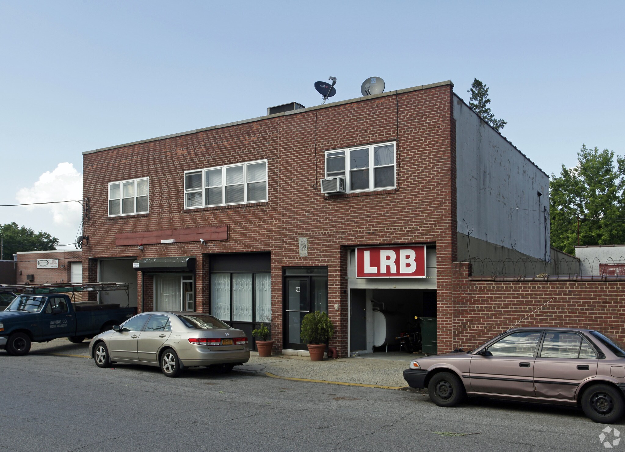 96-98 Cherry Ln, Floral Park, NY for sale Primary Photo- Image 1 of 1