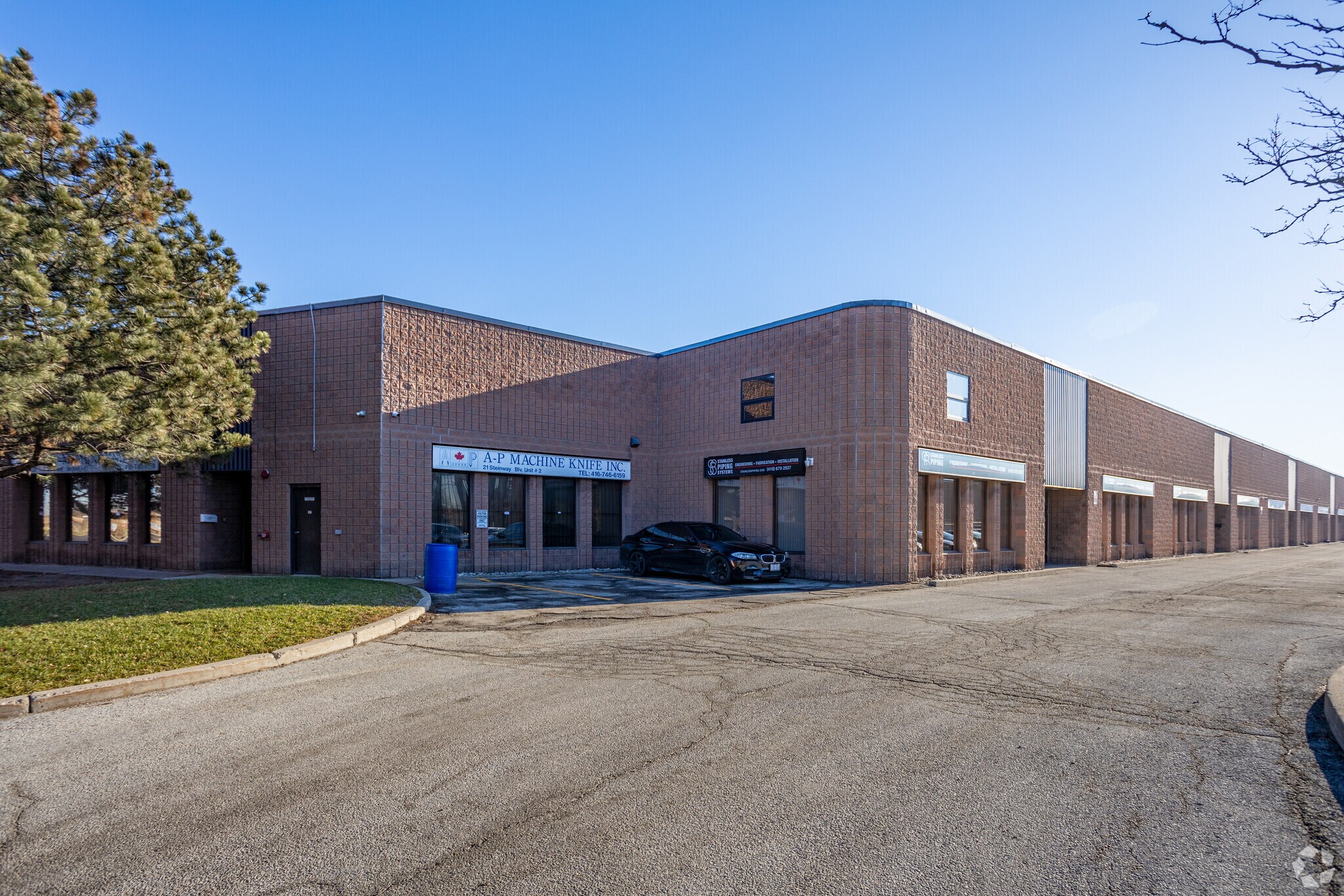 21 Steinway Blvd, Toronto, ON for sale Primary Photo- Image 1 of 1