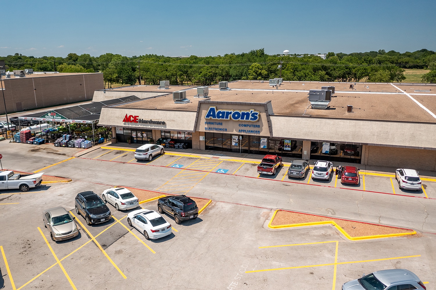 5001042 W University Dr, Denton, TX 75093 Denton Center