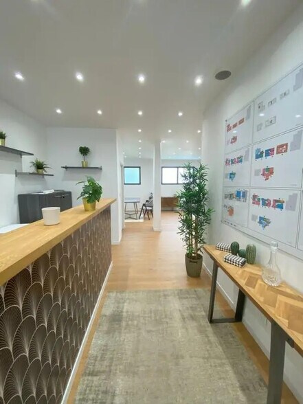 Retail in Boulogne-Billancourt for lease - Interior Photo - Image 3 of 7