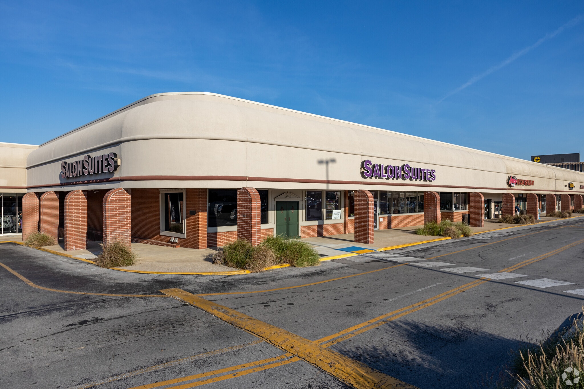 57485798 Brainerd Rd, Chattanooga, TN 37411 Brainerd Village