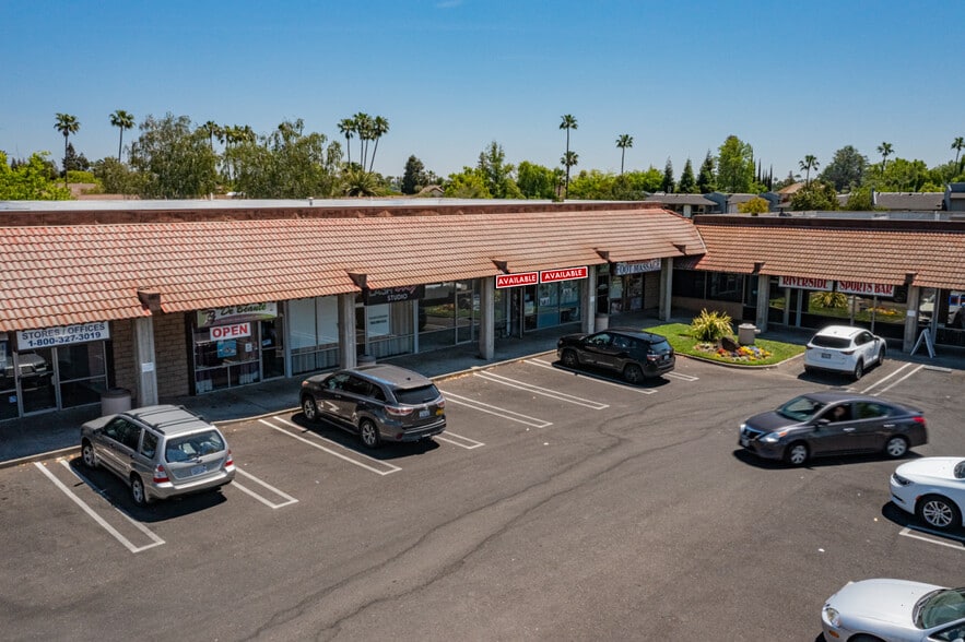 6371-6413 Riverside Blvd, Sacramento, CA for lease - Building Photo - Image 3 of 5