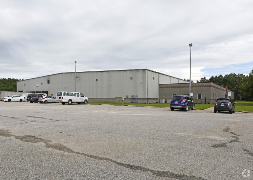 3900 US 70 Bus Hwy, Clayton, NC for sale - Primary Photo - Image 1 of 1