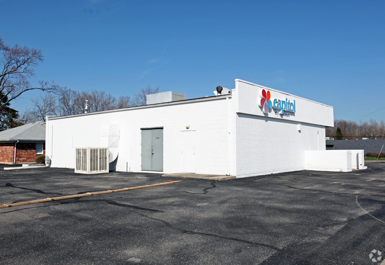 5755 Old Troy Pike, Dayton, OH 45424